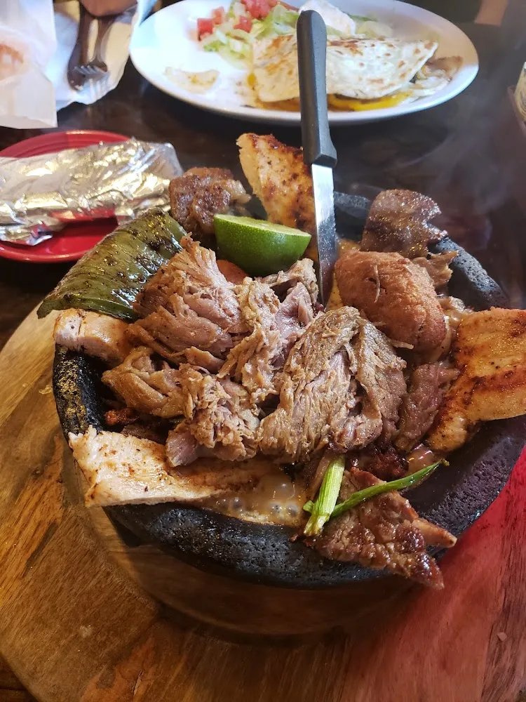 Molcajete